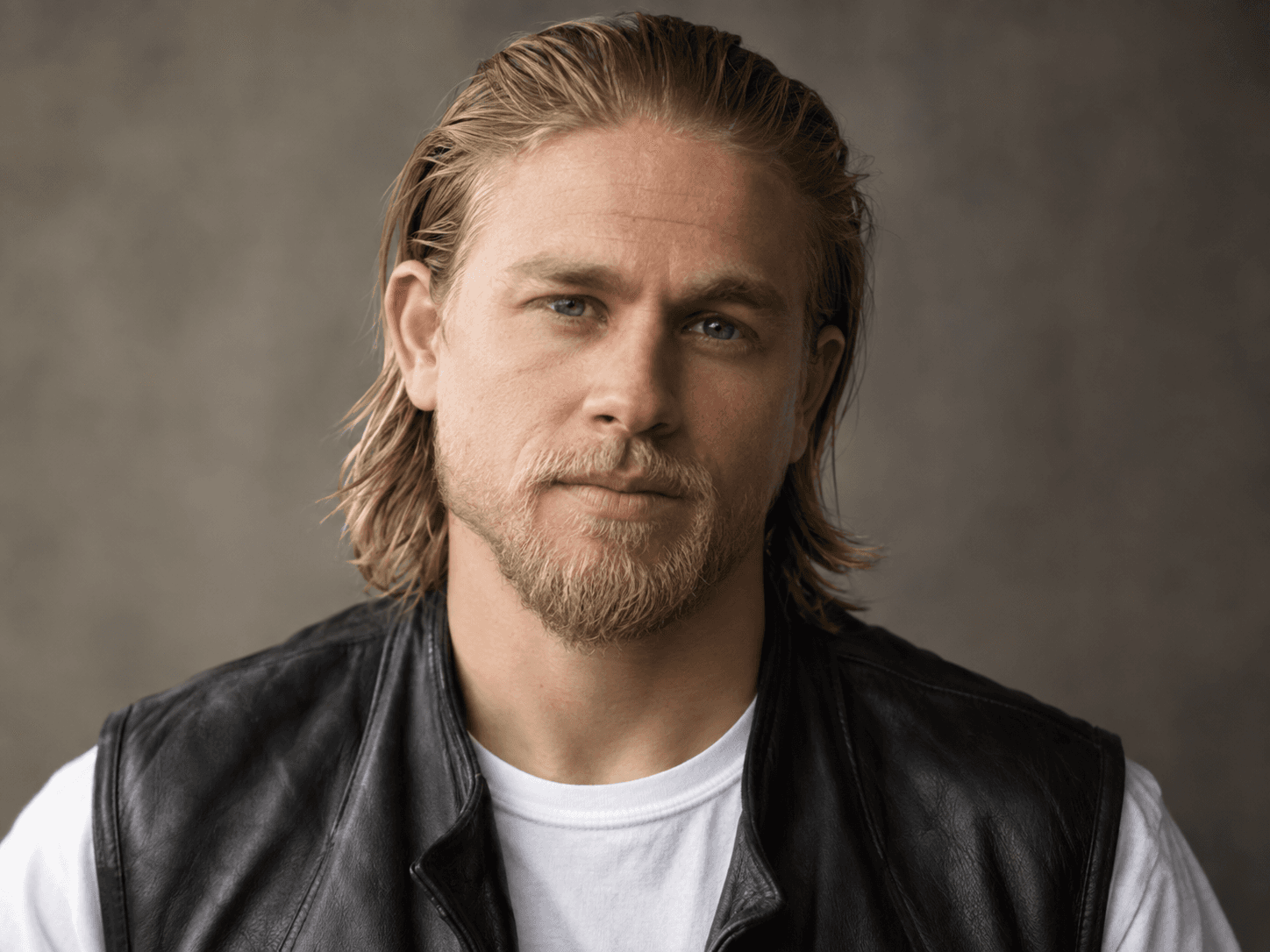Charlie Hunnam